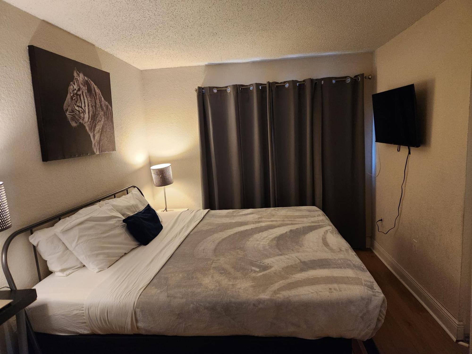 Centauri Vacation Rentals Beautiful 2-Bedroom Condo, Near All Orlando Attractions, Free Parking & Wi-Fi, King Bed, #1 Eksteriør bilde